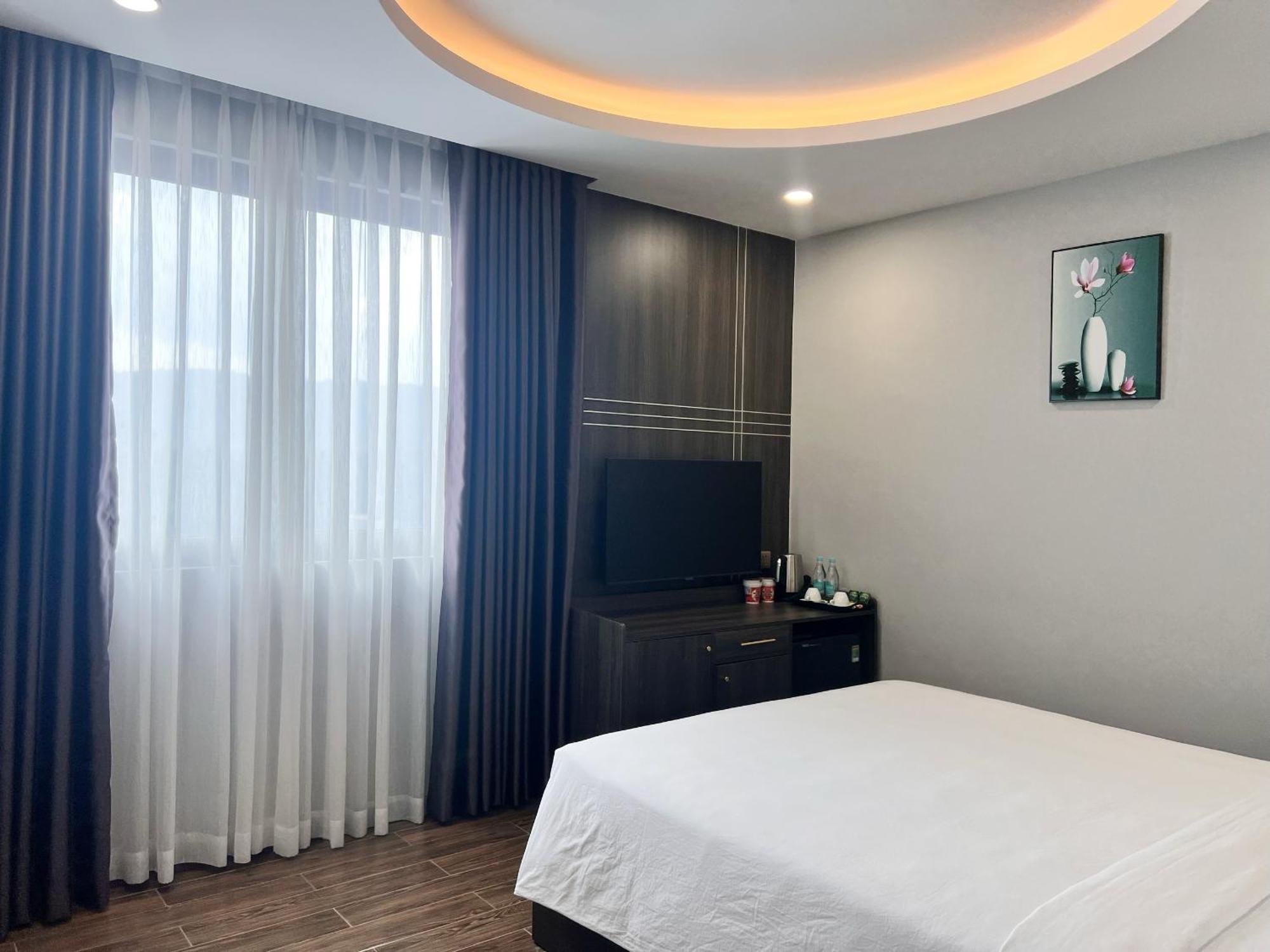דואונג דונג Le Anh Hotel מראה חיצוני תמונה