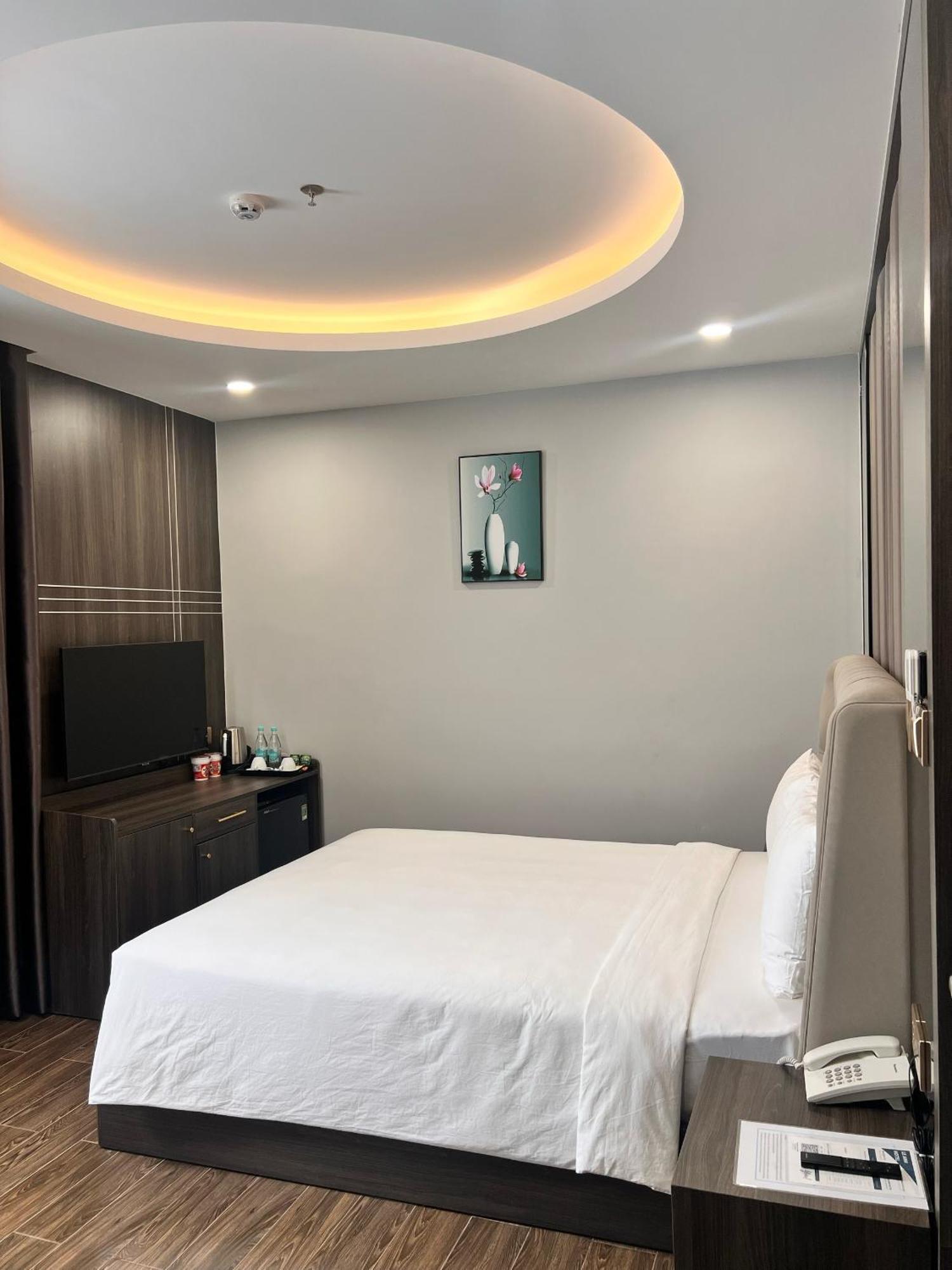 דואונג דונג Le Anh Hotel מראה חיצוני תמונה