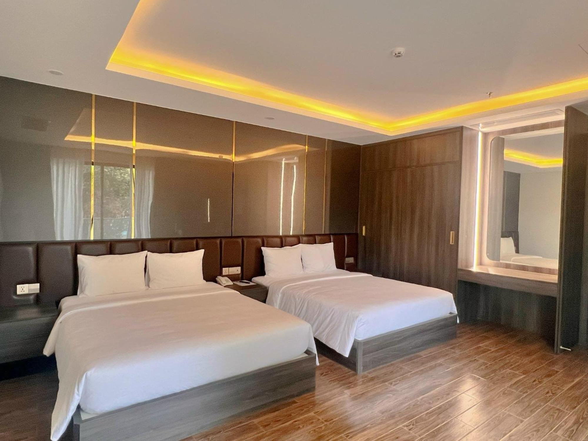 דואונג דונג Le Anh Hotel מראה חיצוני תמונה