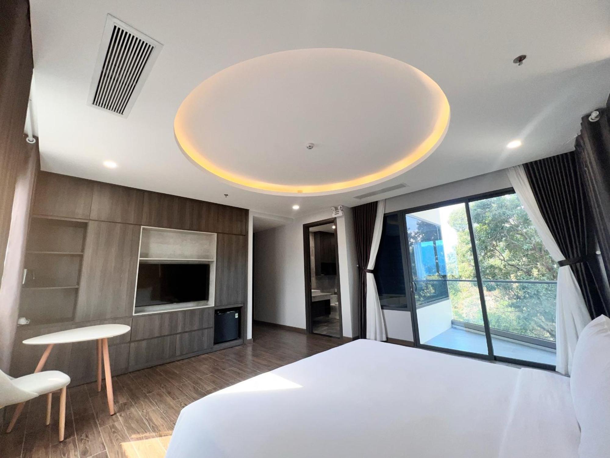 דואונג דונג Le Anh Hotel מראה חיצוני תמונה