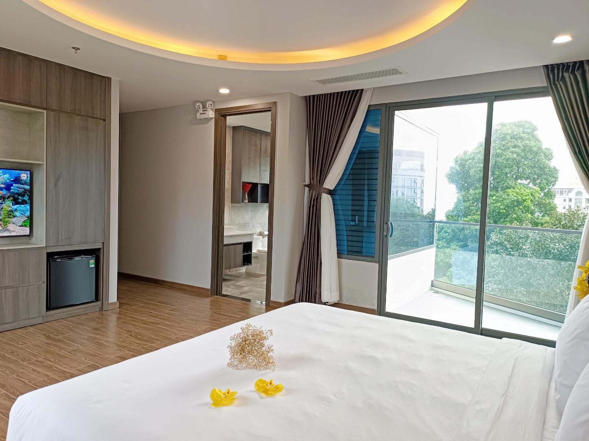 דואונג דונג Le Anh Hotel מראה חיצוני תמונה