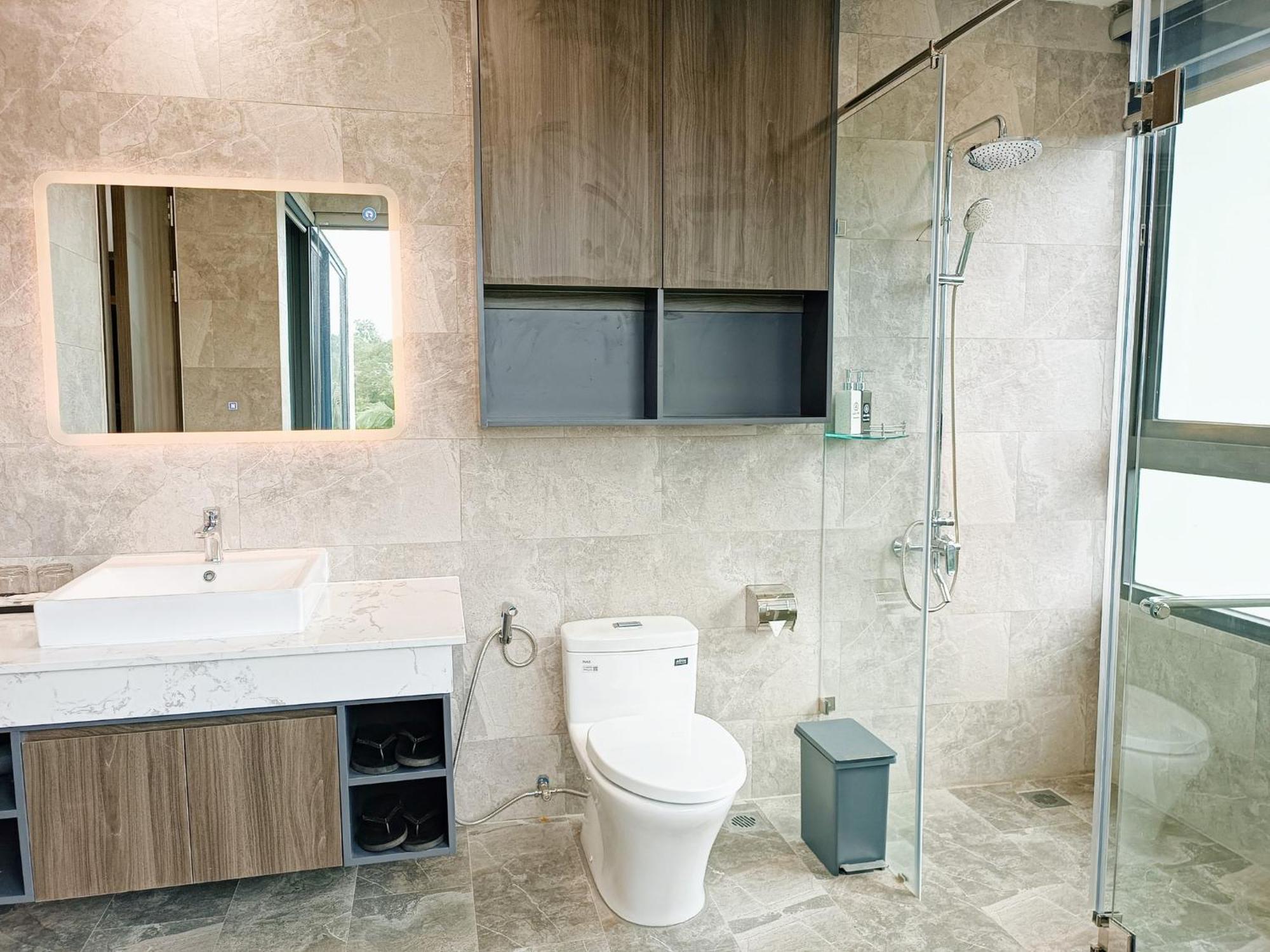 דואונג דונג Le Anh Hotel מראה חיצוני תמונה